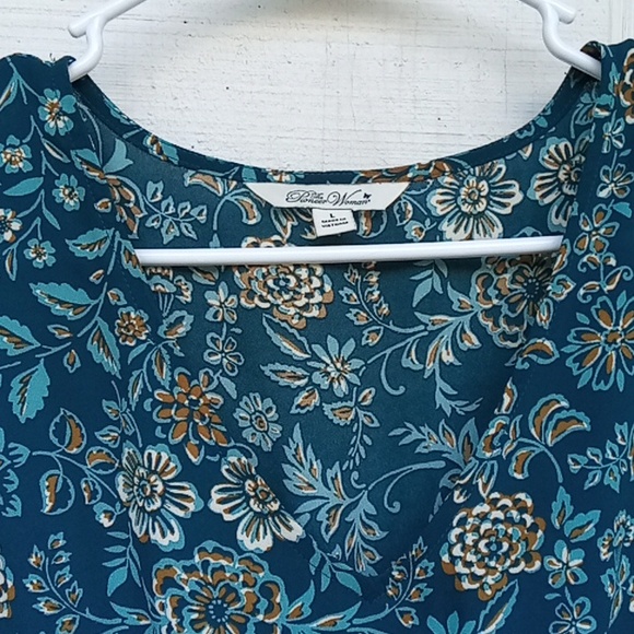 The Pioneer Woman Floral Drass - Picture 13 of 16